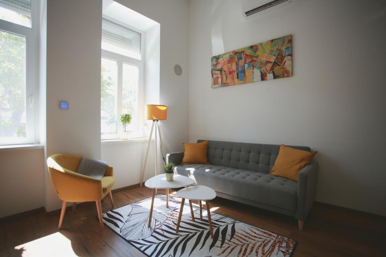 Szieszta Apartman Apartment Szeged Exterior photo